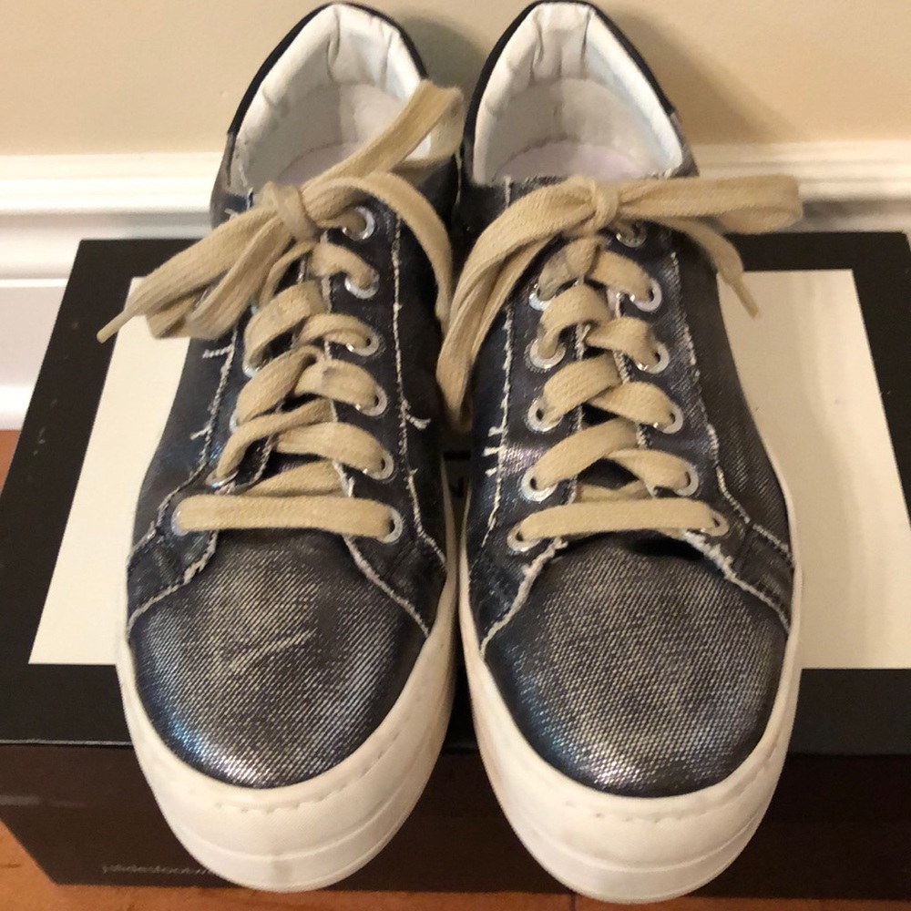 🍎 J/SLIDES Heather Canvas Platform Sneaker